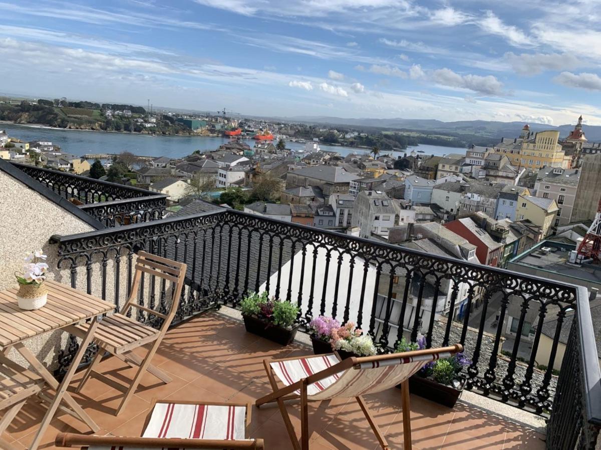Moderno Piso Con La Mejor Terraza De Ribadeo Y Vistas Maravillosas Luaran gambar